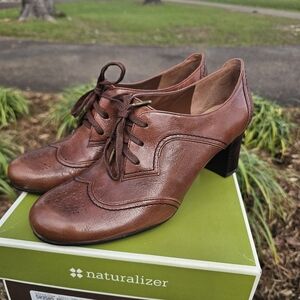 Naturalizer Women's Brown Leather Heeled Oxfords
